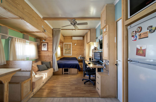 truck-living-room